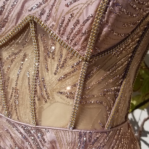 Hermz bridal dress sz S used once only - Picture 6 of 11